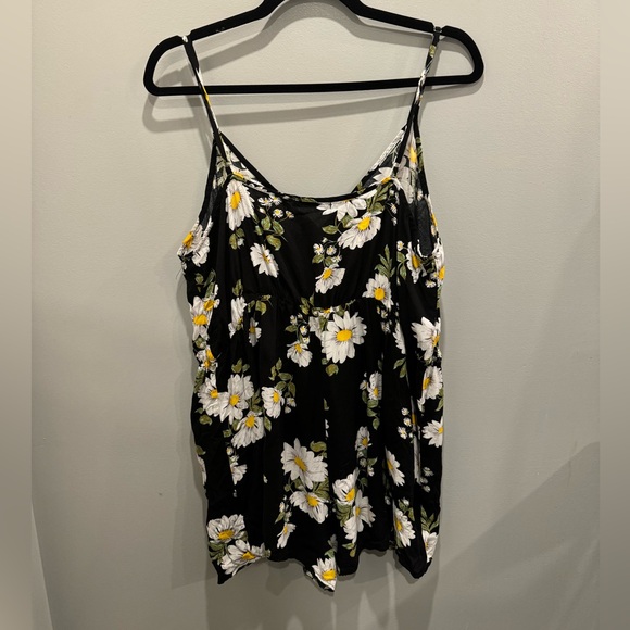 3X Playsuit/Jumper/Romper Black with Daisies Shorts & Tank - Picture 3 of 3